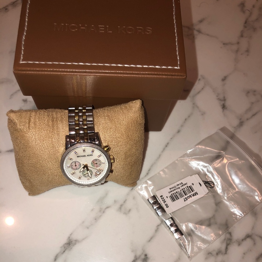 Two toned watch